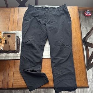 Under Armour Men's black Chinos
